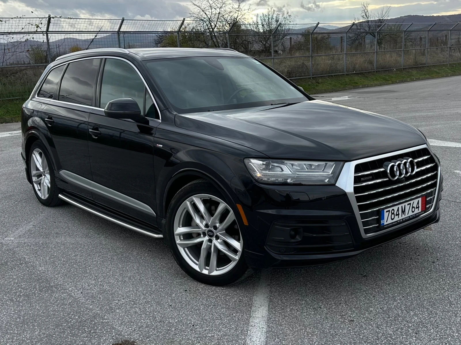 Audi Q7 3.0 TFSI Quattro 7 местен S Line FULL - изображение 3