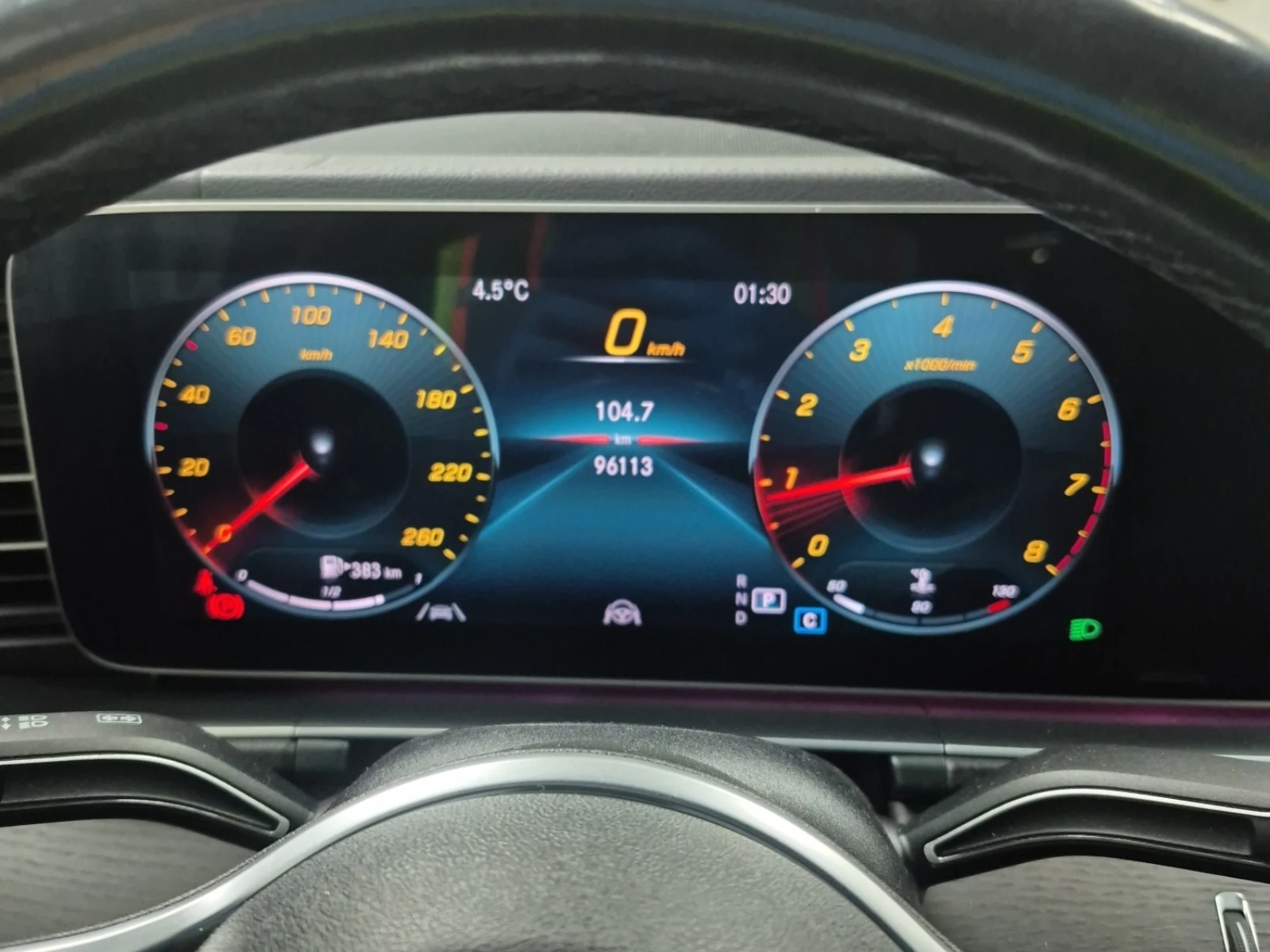 Mercedes-Benz GLE 350 * * CARFAX * * АВТО КРЕДИТ * * , снимка 8 - Автомобили и джипове - 54002103