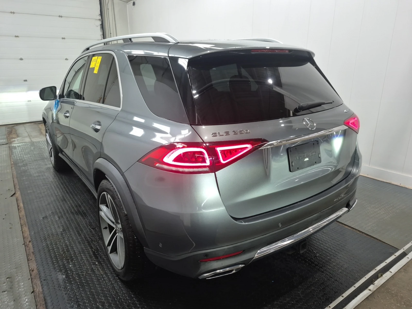 Mercedes-Benz GLE 350 * * CARFAX * * АВТО КРЕДИТ * * , снимка 6 - Автомобили и джипове - 54002103