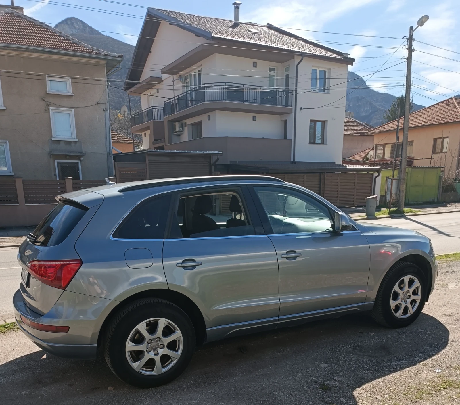 Audi Q5 2.0 TDI Quattro (4х4) , снимка 9 - Автомобили и джипове - 54138532