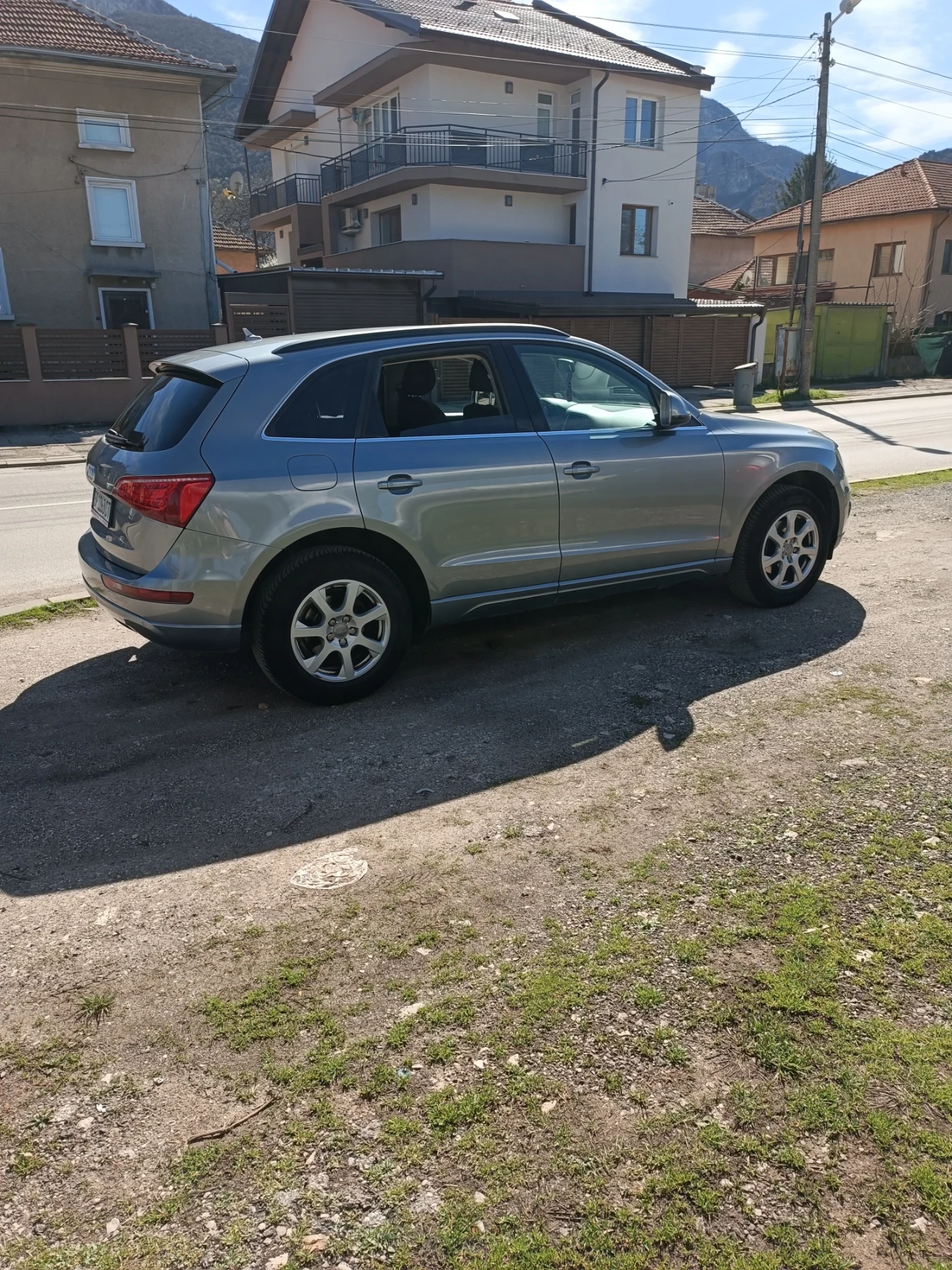 Audi Q5 2.0 TDI Quattro (4х4) , снимка 3 - Автомобили и джипове - 54138532