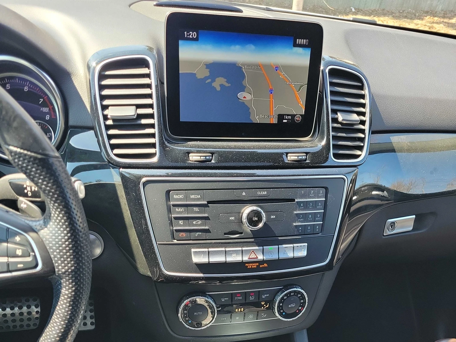 Mercedes-Benz GLE 400 AMG* ПОДГРЕВ* PANO* М.точка* KEYLESS, снимка 9 - Автомобили и джипове - 54230901