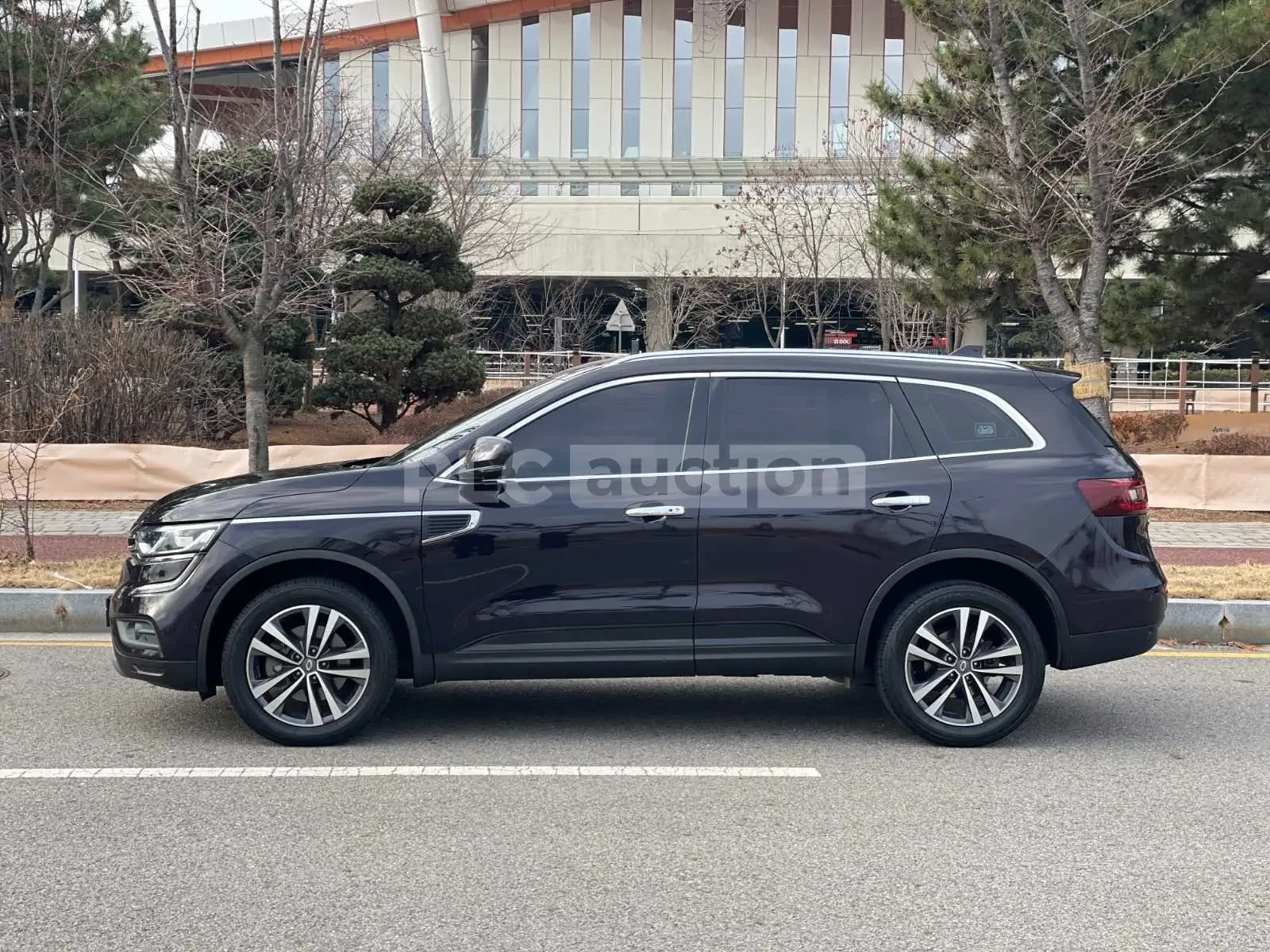 Renault Koleos AWD* ОБДУХ* КОЖА* АВТОМАТ* КАМЕРА* ПОДГРЕВ* ДИГИТА, снимка 2 - Автомобили и джипове - 54621268