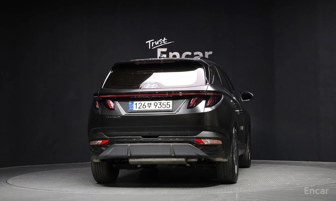 Hyundai Tucson, снимка 4 - Автомобили и джипове - 54633225