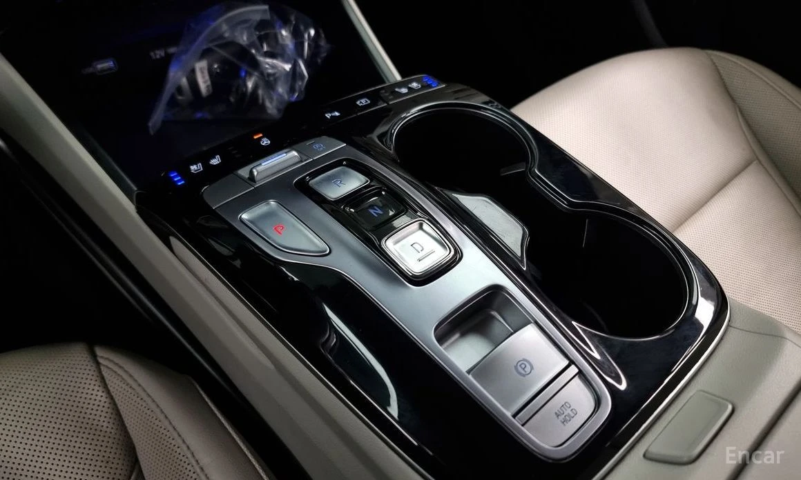 Hyundai Tucson, снимка 9 - Автомобили и джипове - 54633225