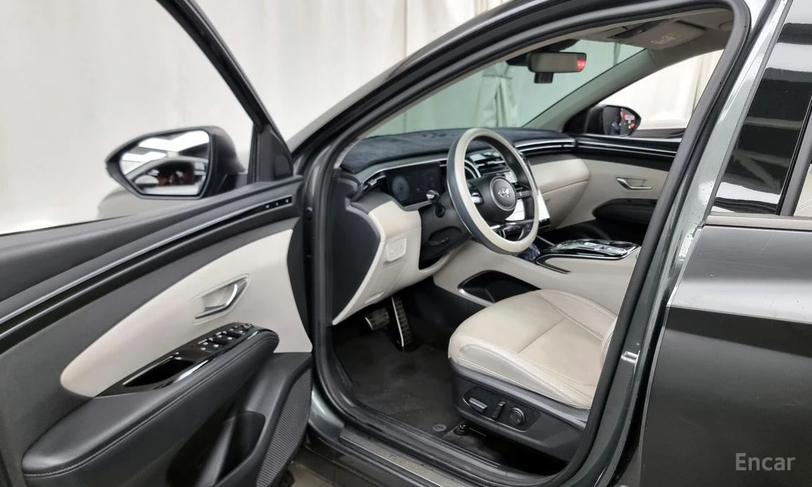 Hyundai Tucson, снимка 10 - Автомобили и джипове - 54633225