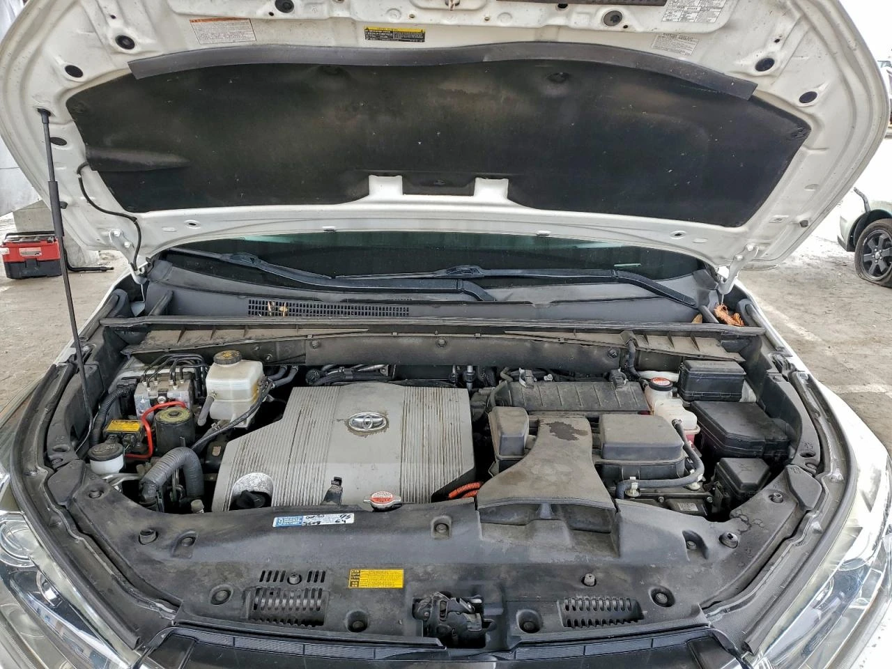 Toyota Highlander 3.5l Hybrid Limited Platinum, снимка 12 - Автомобили и джипове - 54883201