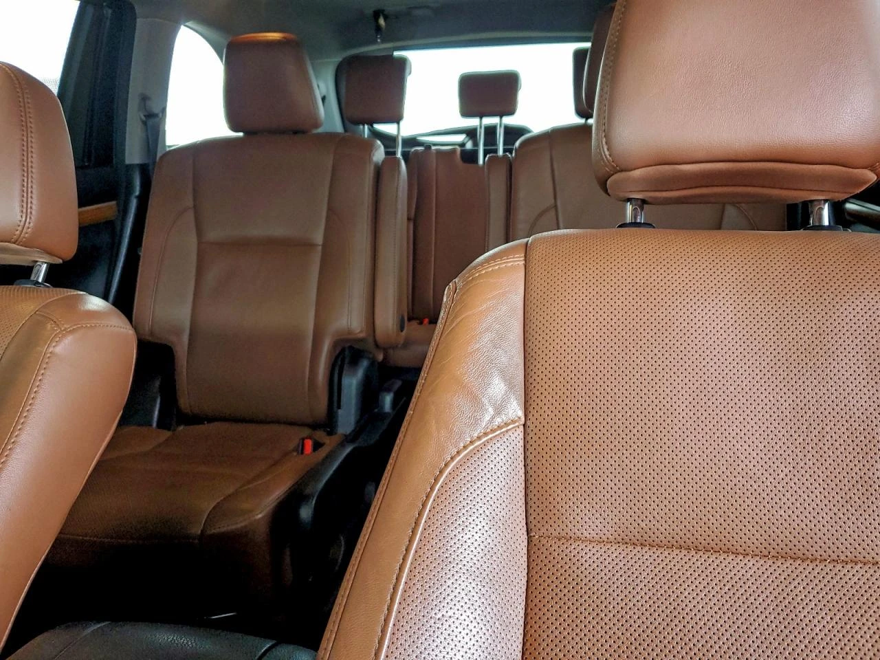 Toyota Highlander 3.5l Hybrid Limited Platinum, снимка 10 - Автомобили и джипове - 54883201