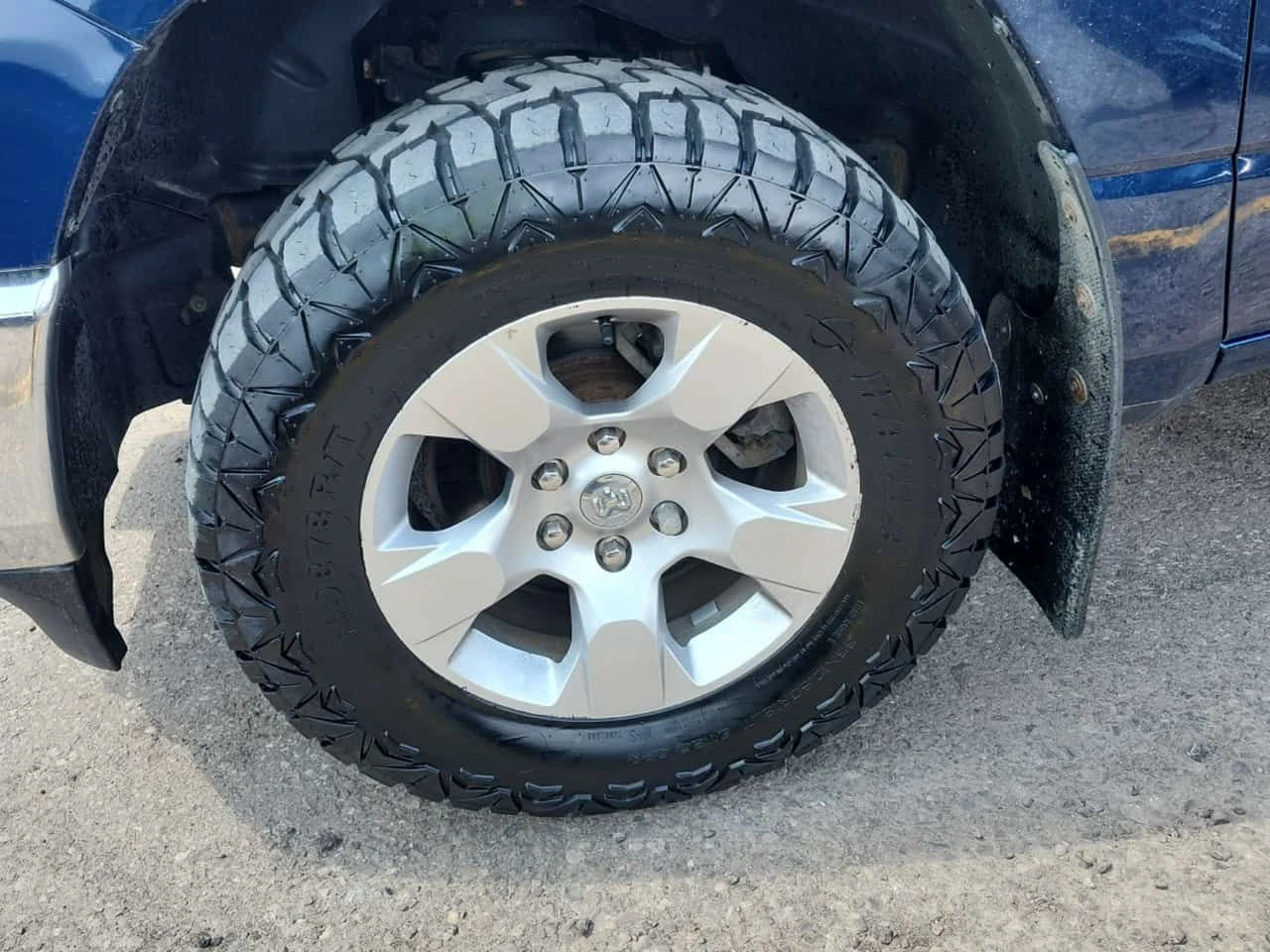 Dodge RAM 1500 * BIG HORN * CARFAX * ЦЕНА ДО БГ, снимка 12 - Автомобили и джипове - 55629843