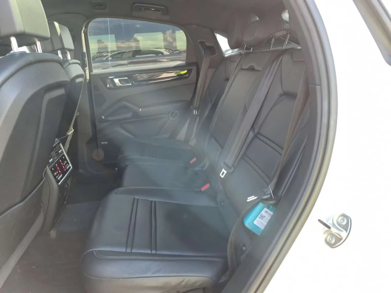 Porsche Cayenne  COUPE AWD / CARFAX / 2 КЛЮЧА / ОБДУХВАНЕ , снимка 12 - Автомобили и джипове - 56327640