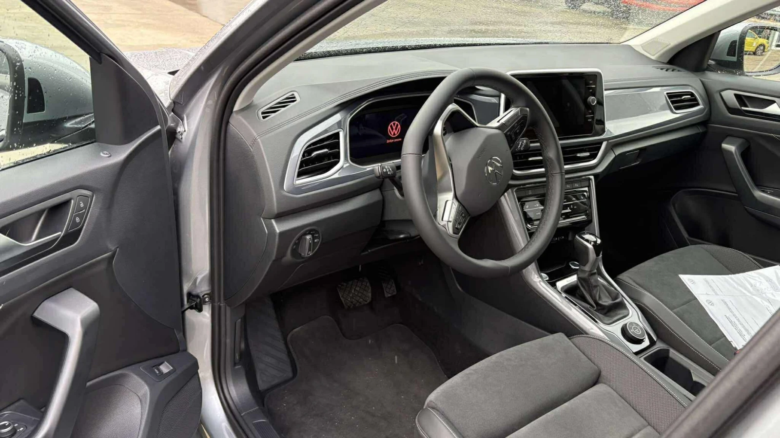 VW T-Roc 4 Motion, снимка 6 - Автомобили и джипове - 56620099