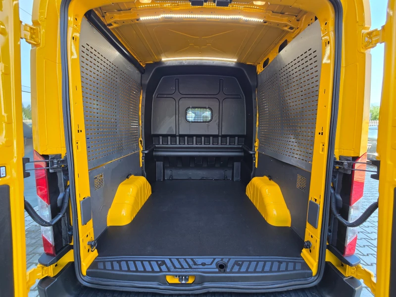 Ford Transit Kамера!! Навигация!! Печка !!, снимка 16 - Бусове и автобуси - 52322573