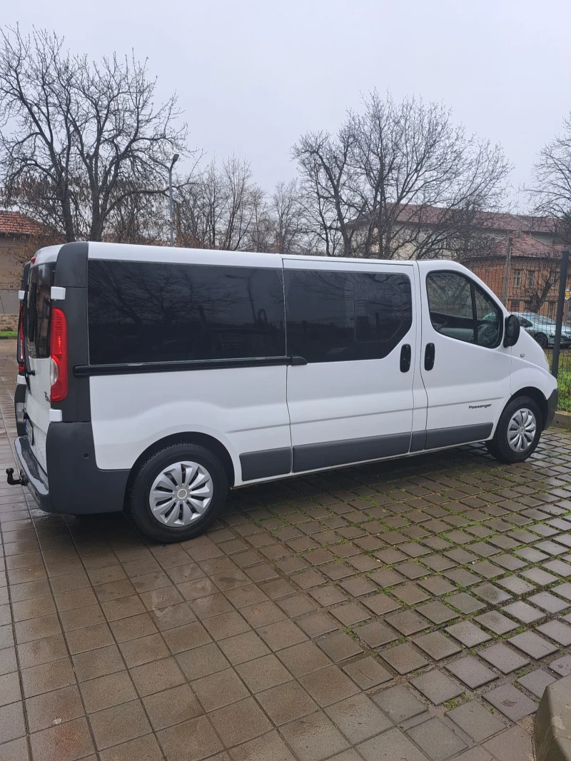 Renault Trafic, снимка 4 - Бусове и автобуси - 52892433