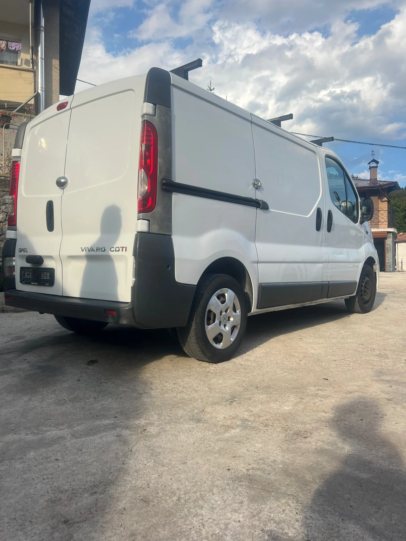 Opel Vivaro  - изображение 4