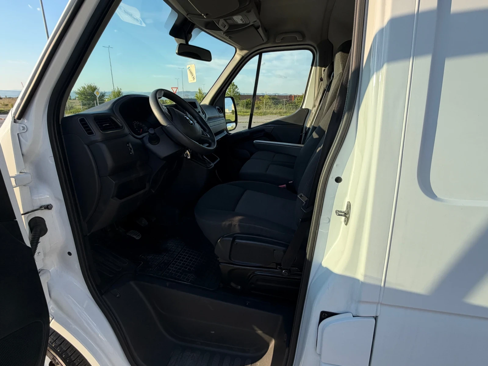 Renault Master Master, снимка 10 - Бусове и автобуси - 54429961