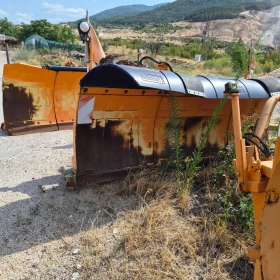 ����� �� �������� �� Mercedes-Benz UNIMOG ������ �� ���� � ������ 