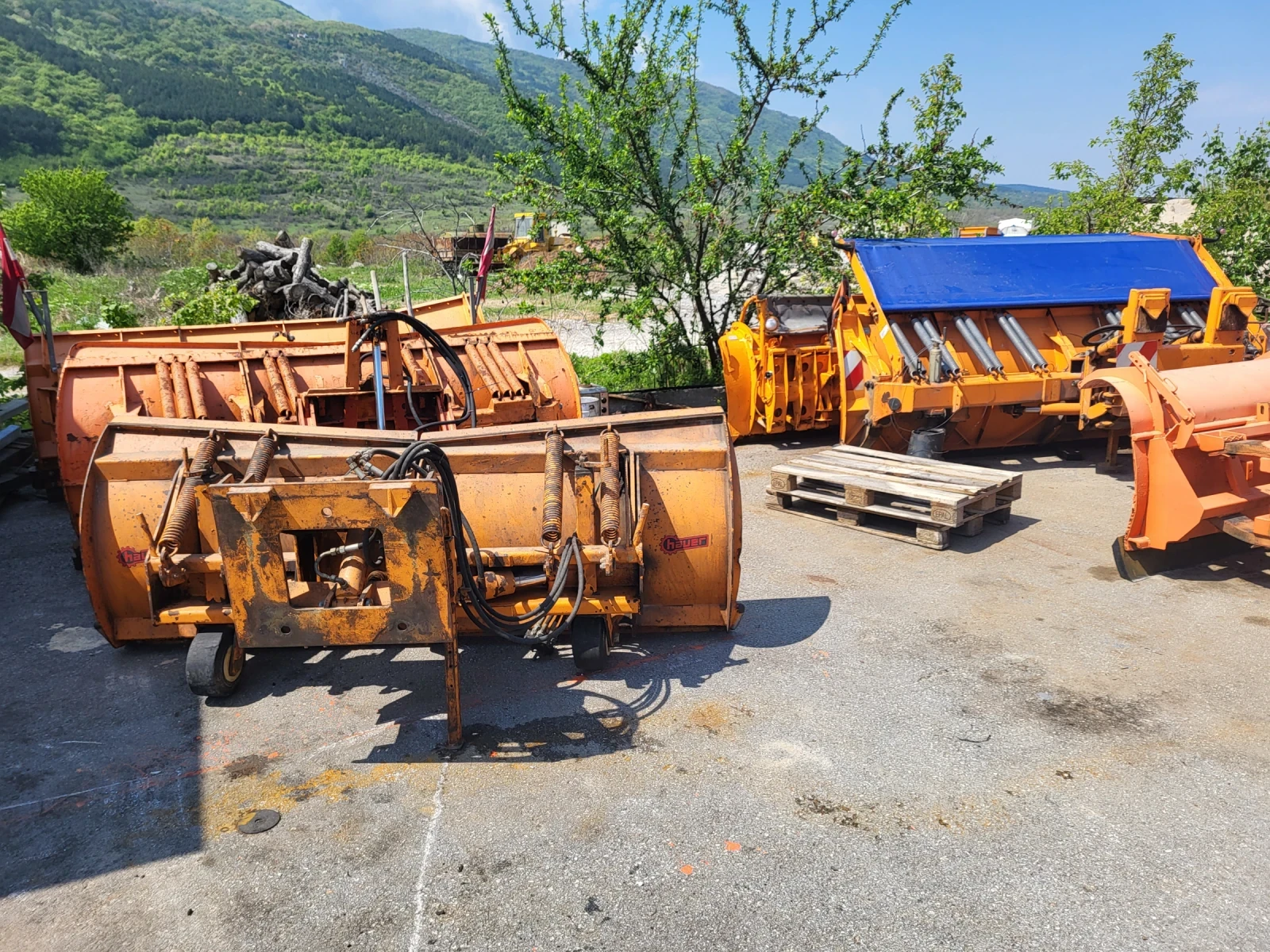 Man 18 ������ �� ���� � ������  | Mobile.bg � ����������� 12