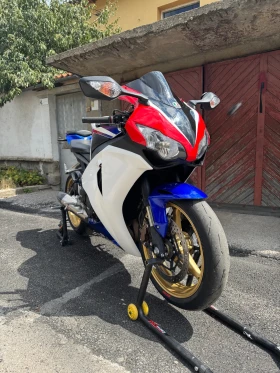 Обява за продажба на Honda Cbr 1000RR ABS ~14 199 лв. - изображение 2