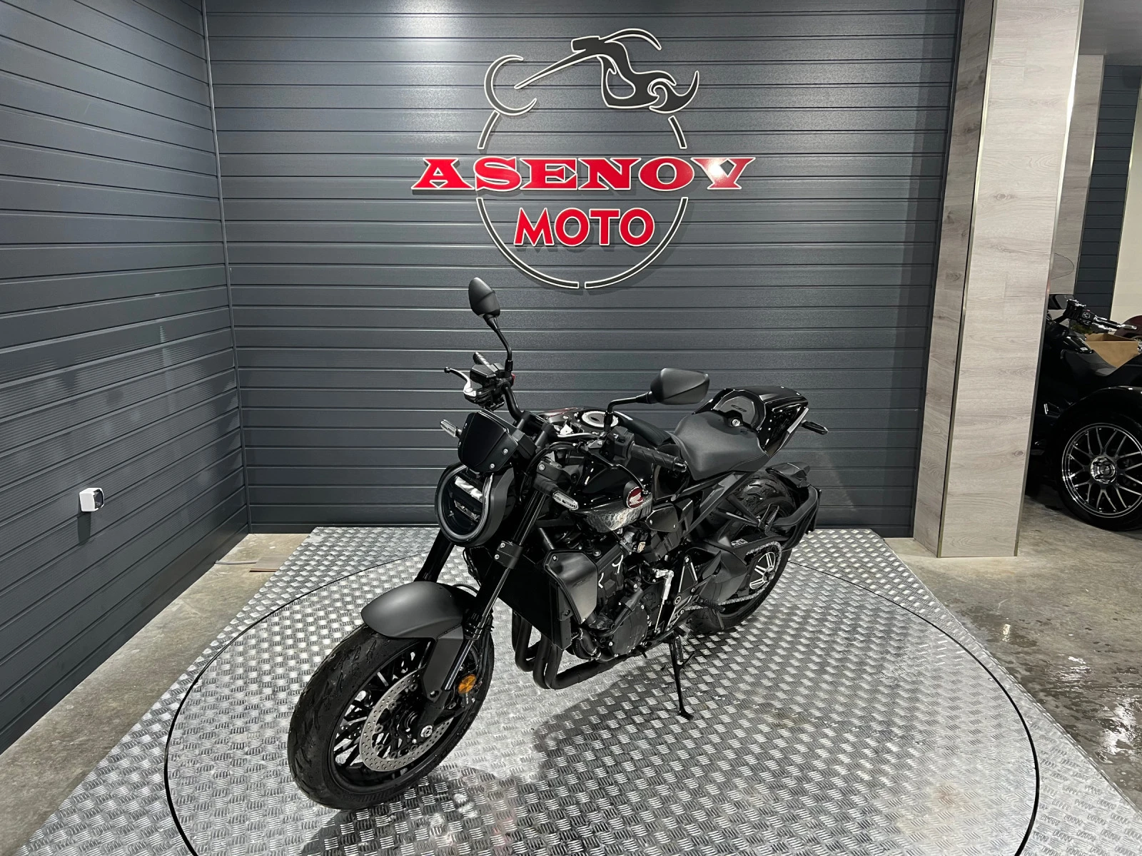 Honda Cb BLACK EDITION - изображение 3