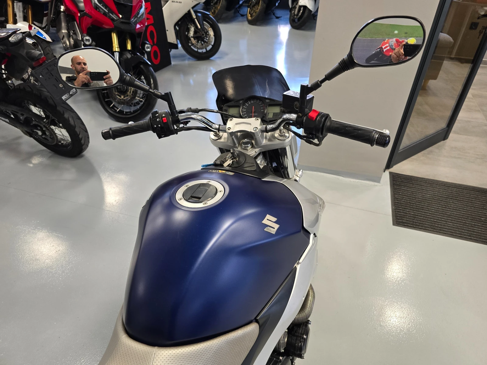 Suzuki Gsr 600ie, 98к.с., 2007г. - изображение 10