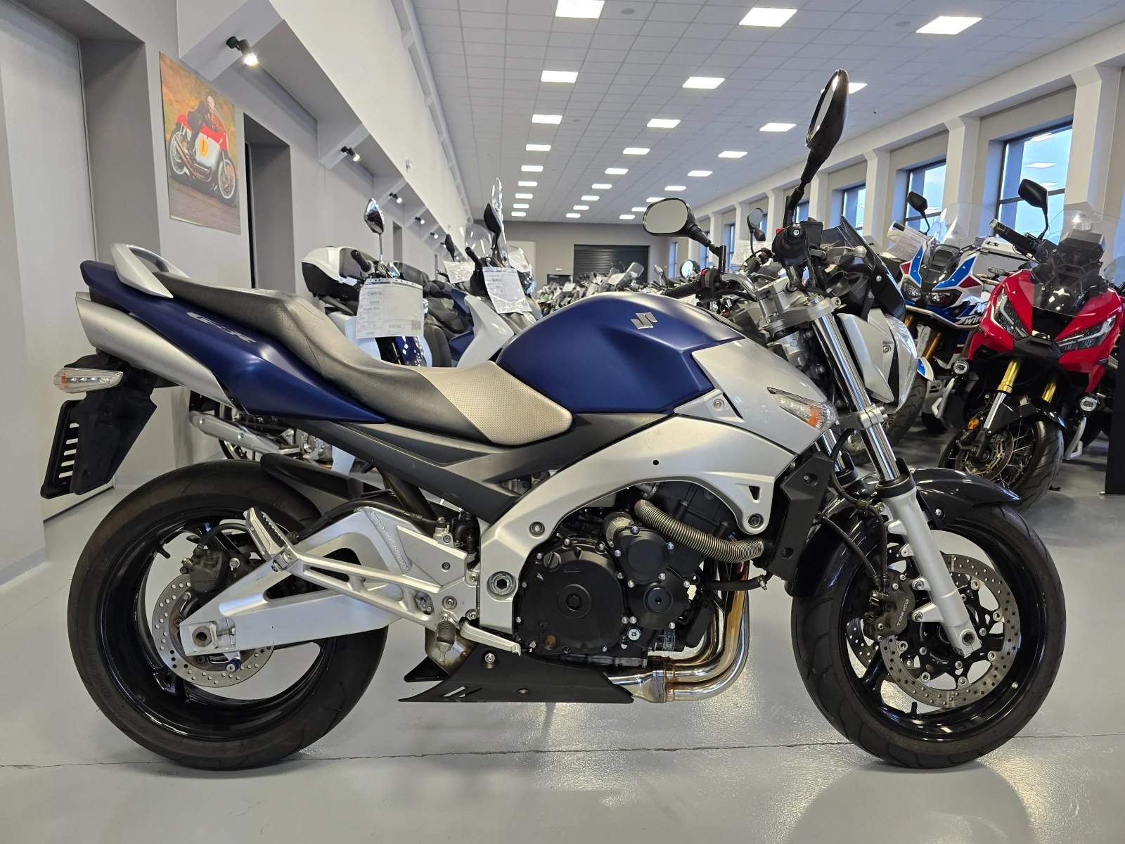 Suzuki Gsr 600ie, 98к.с., 2007г. - изображение 2
