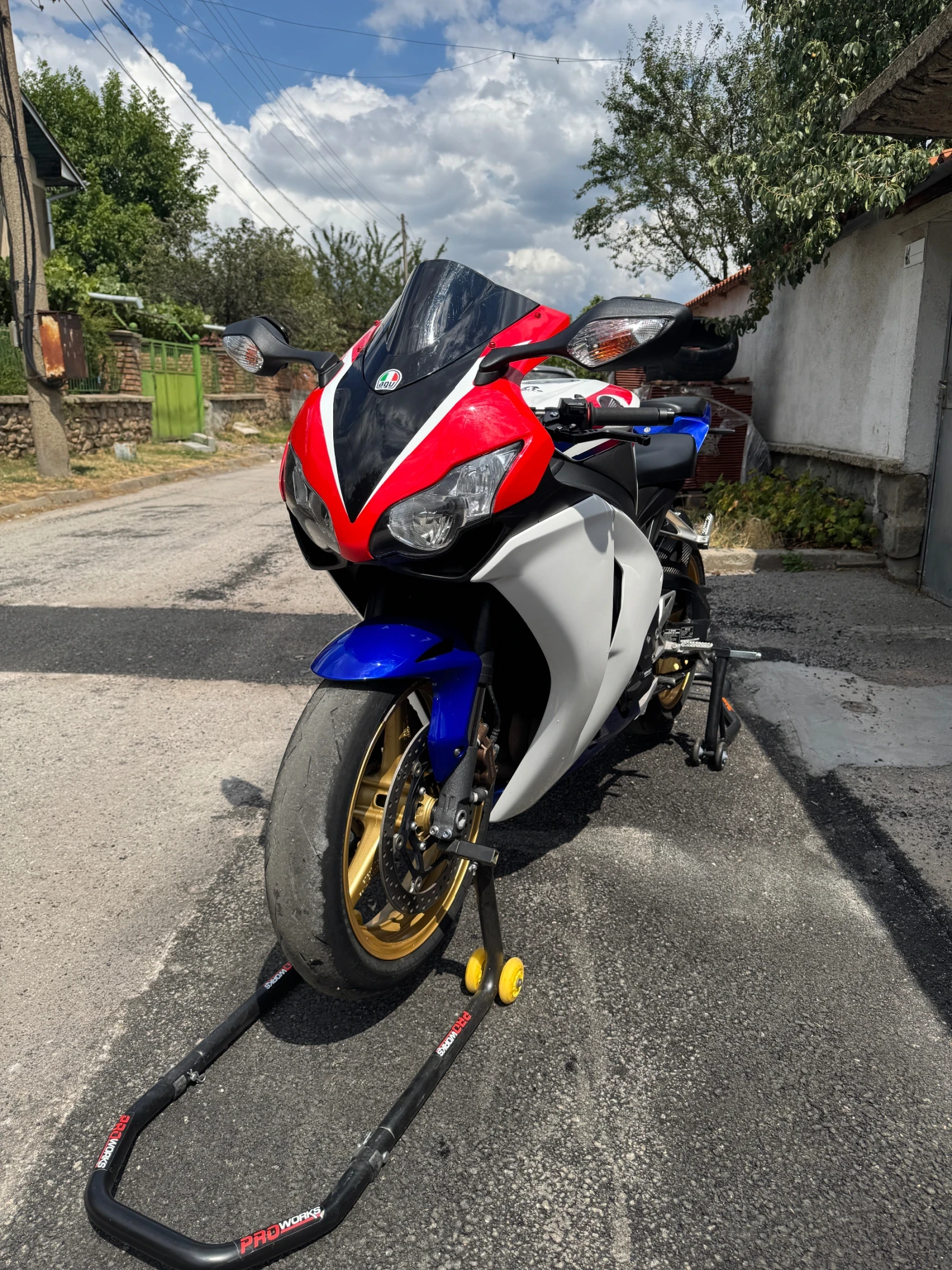 Honda Cbr 1000RR ABS - изображение 4