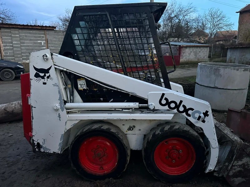 Мини челни товарачи Bobcat 543