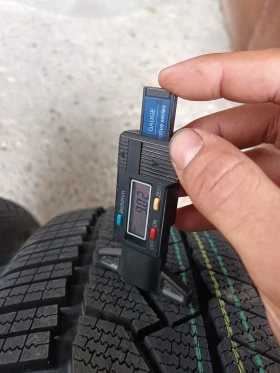 Гуми Зимни 245/50R19, снимка 5
