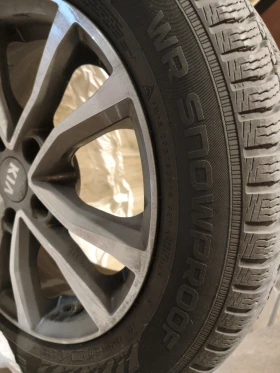 Гуми Зимни 205/60R16, снимка 3