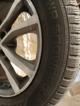 Гуми Зимни 205/60R16, снимка 4