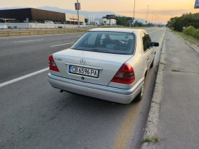 Mercedes-Benz C 180, снимка 3