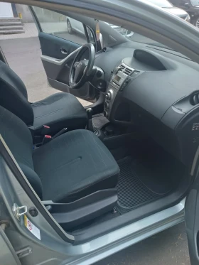 Toyota Yaris 1.3 VVT бензин, снимка 8