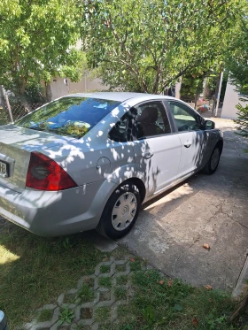 Обява за продажба на Ford Focus Sedan, бензин/газ, 1.6   Климатик & Cruise ~5 700 лв. - изображение 4
