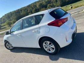 Обява за продажба на Toyota Auris 1.8HIBRID* REALNI KM*  ~15 555 лв. - изображение 3 | Auto.bg Обява за продажба на Toyota Auris 1.8HIBRID* REALNI KM*  ~15 555 лв. - изображение 3