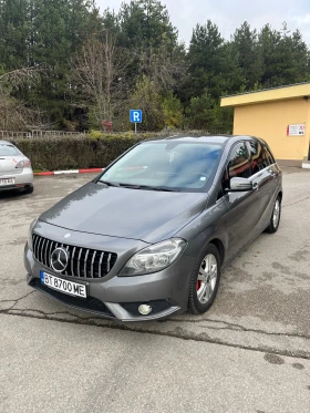 Mercedes-Benz B 180, снимка 1