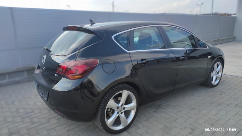 Opel Astra 1.7cdti evro5, снимка 3 - Автомобили и джипове - 46355001