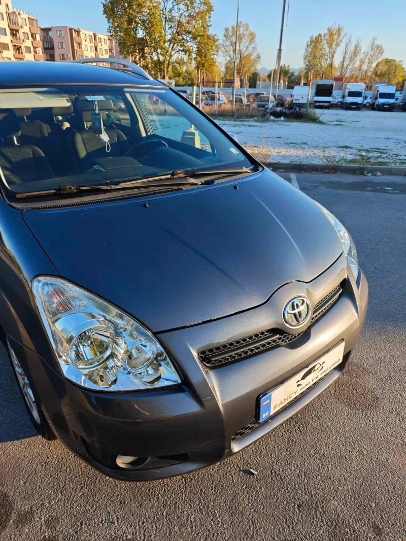 Toyota Corolla verso Ляв волан, снимка 1 - Автомобили и джипове - 47986416