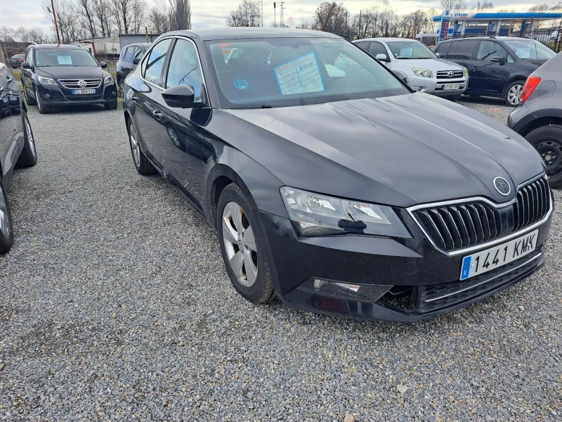 Skoda Superb 2.0, снимка 1 - Автомобили и джипове - 48210432