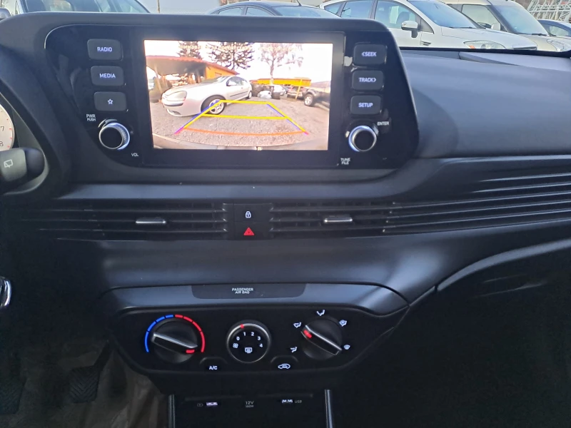 Hyundai I20 1.2 i, снимка 11 - Автомобили и джипове - 48872915