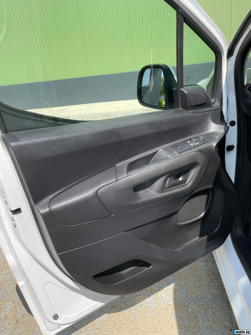 Opel Combo 1.5 CDTI, снимка 8 - Автомобили и джипове - 49504181