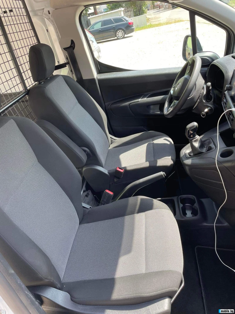 Opel Combo 1.5 CDTI, снимка 9 - Автомобили и джипове - 49504181