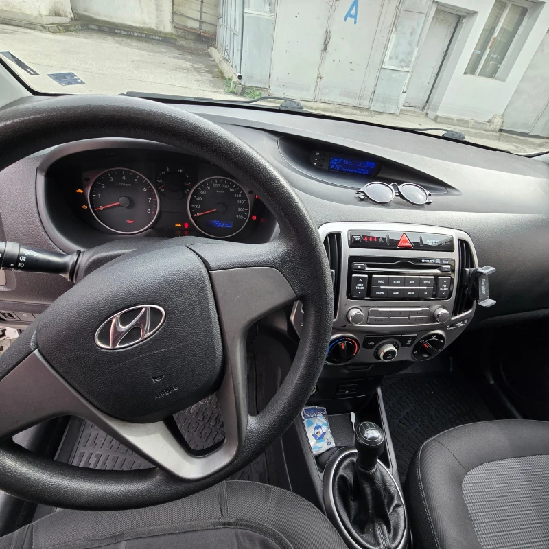 Hyundai I20 1.2 бензин, снимка 9 - Автомобили и джипове - 52346900