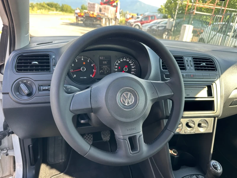 VW Polo, снимка 11 - Автомобили и джипове - 50852605