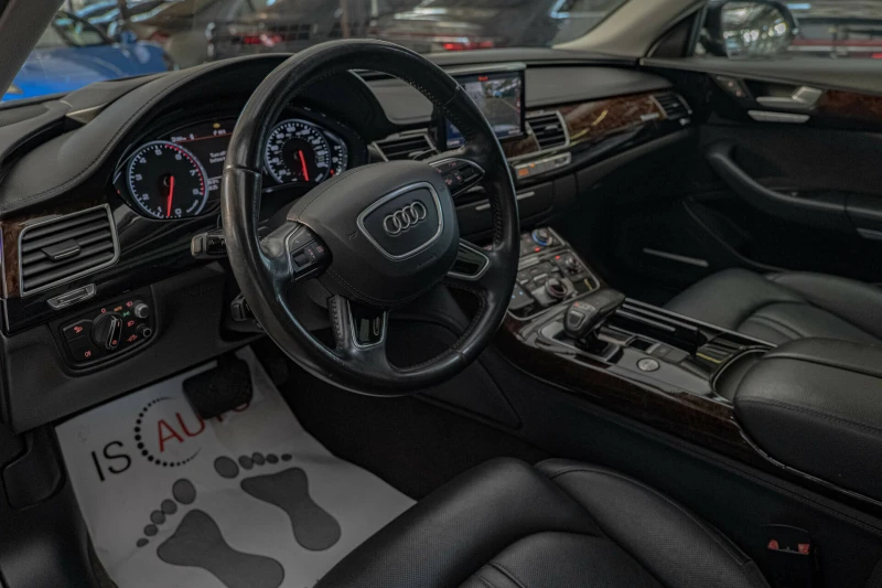 Audi A8 4.0TFSI/LONG/Bose/HuD/Обдухване/Камера, снимка 6 - Автомобили и джипове - 51372354