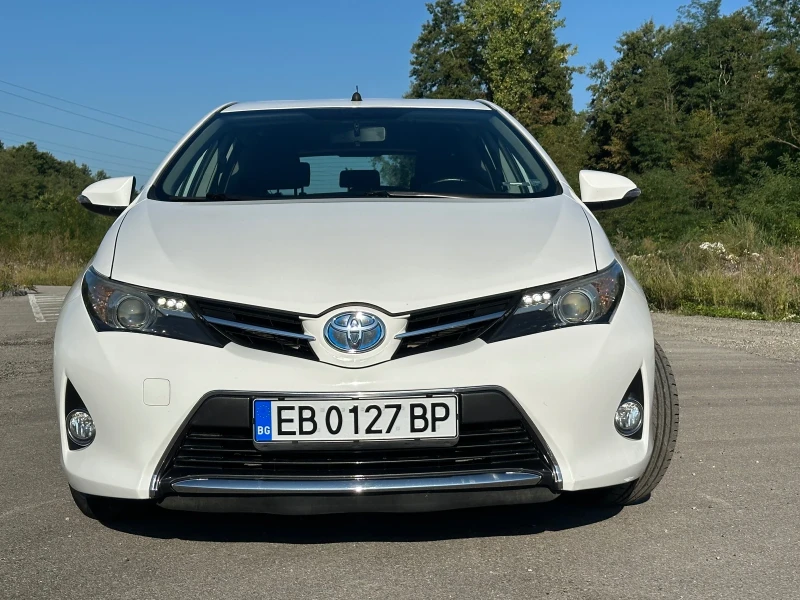 Toyota Auris 1.8HIBRID* REALNI KM* , снимка 2 - Автомобили и джипове - 51727771