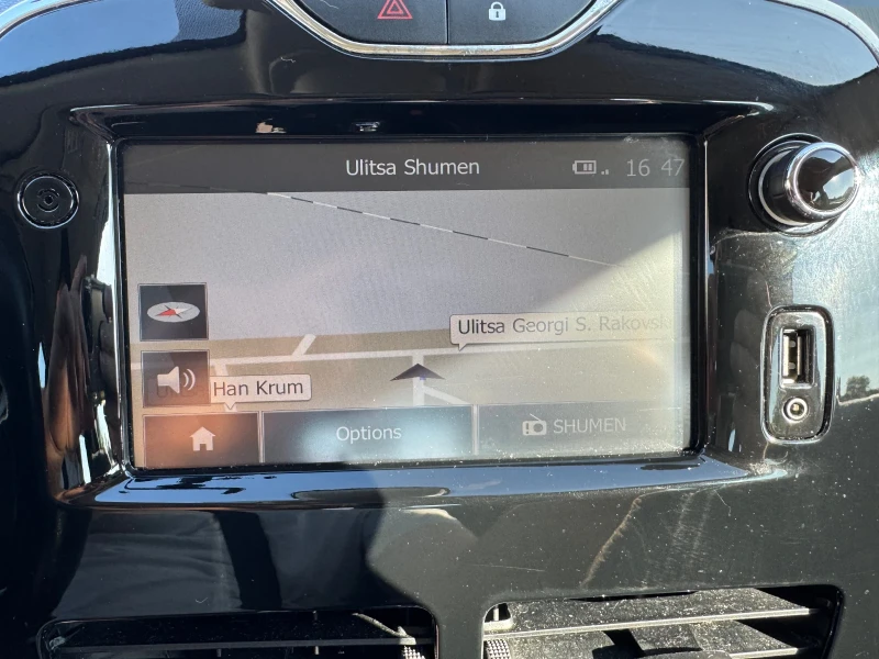 Renault Clio 1.2i avtomat swissedition, снимка 12 - Автомобили и джипове - 52083288