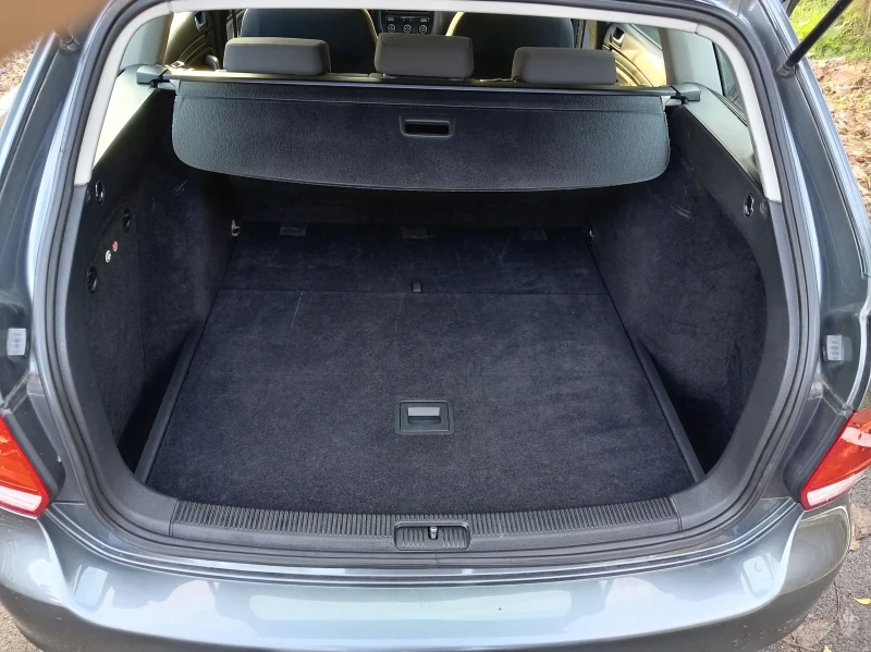 VW Golf Variant 1.9TDI 105КС ТОП!!! , снимка 13 - Автомобили и джипове - 52636164