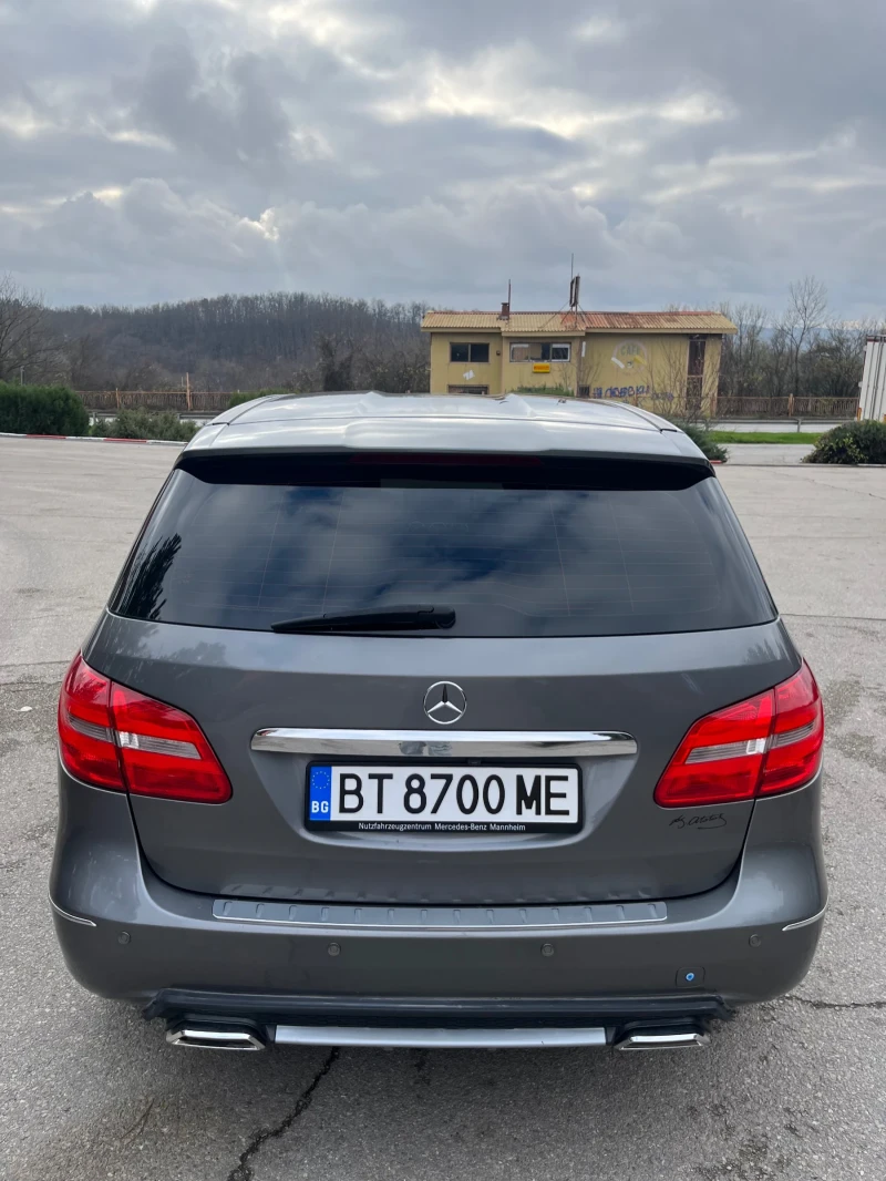 Mercedes-Benz B 180, снимка 6 - Автомобили и джипове - 52795532