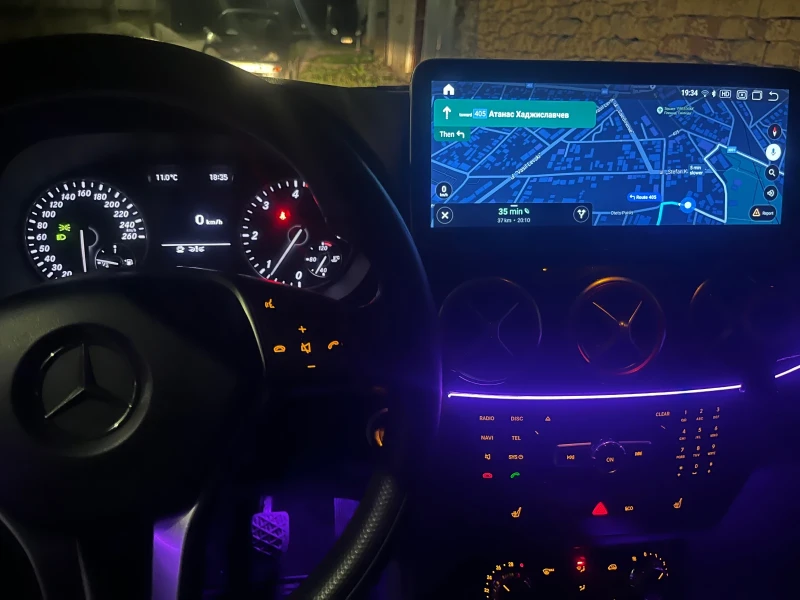 Mercedes-Benz B 180, снимка 9 - Автомобили и джипове - 52795532