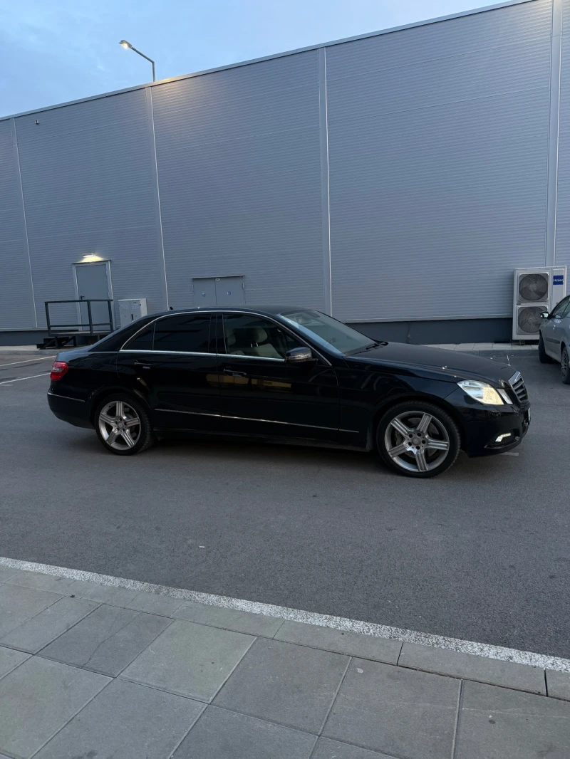 Mercedes-Benz E 500 ЛИЗИНГ, снимка 5 - Автомобили и джипове - 53089134
